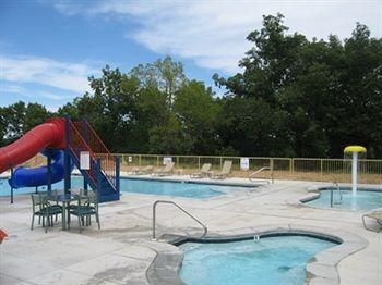 The At Table Rock Resort 3*